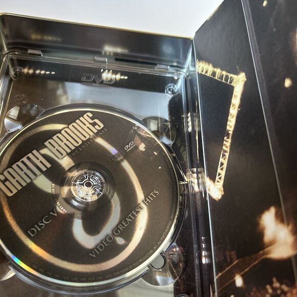 Garth Brooks The Entertainer CD 5 Disc Box Set w/ Tin 1991-2005 Country Music‎ - Picture 11 of 13